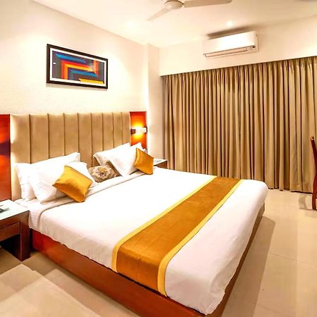 Hotel Hills Park Pathanamthitta Ngoại thất bức ảnh