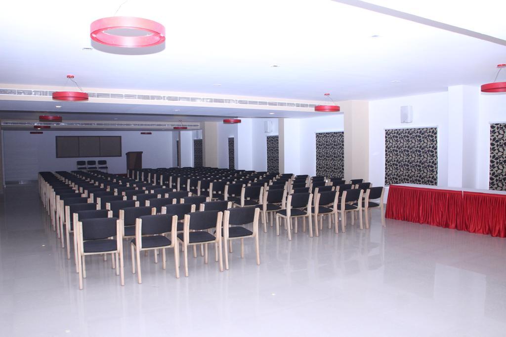 Hotel Hills Park Pathanamthitta Ngoại thất bức ảnh