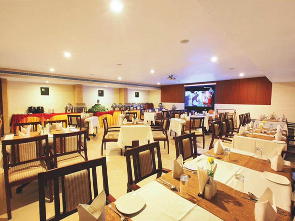 Hotel Hills Park Pathanamthitta Ngoại thất bức ảnh